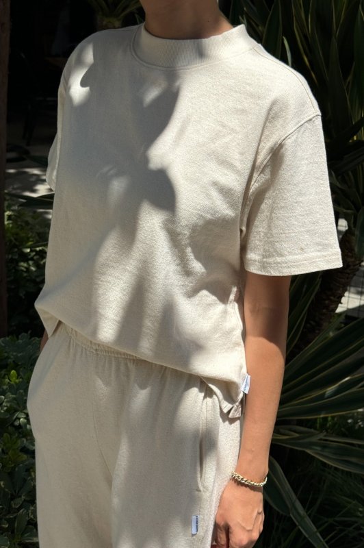 Sunset Mock Neck Tee - Naturel